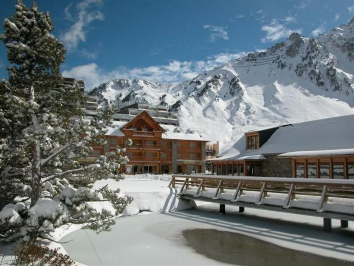 Appartement T2 Pour 4 Pers. Avec Terrasse, Piscine Couverte Et Salle De Fitness, Proche Des Pistes - Fr-1-404-199 La Mongie Buitenkant foto